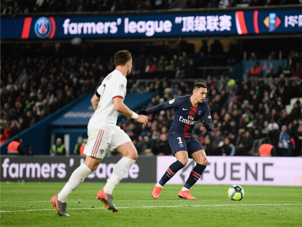 队伍中其他 队伍中其他